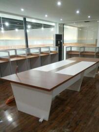 圖渝聚辦公家具廠 一站式專(zhuān)業(yè)定制，打造高效舒適的辦公空間